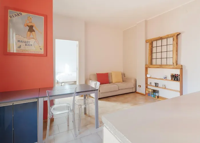 Guesthost - Cozy Nest In Washington District * ميلان